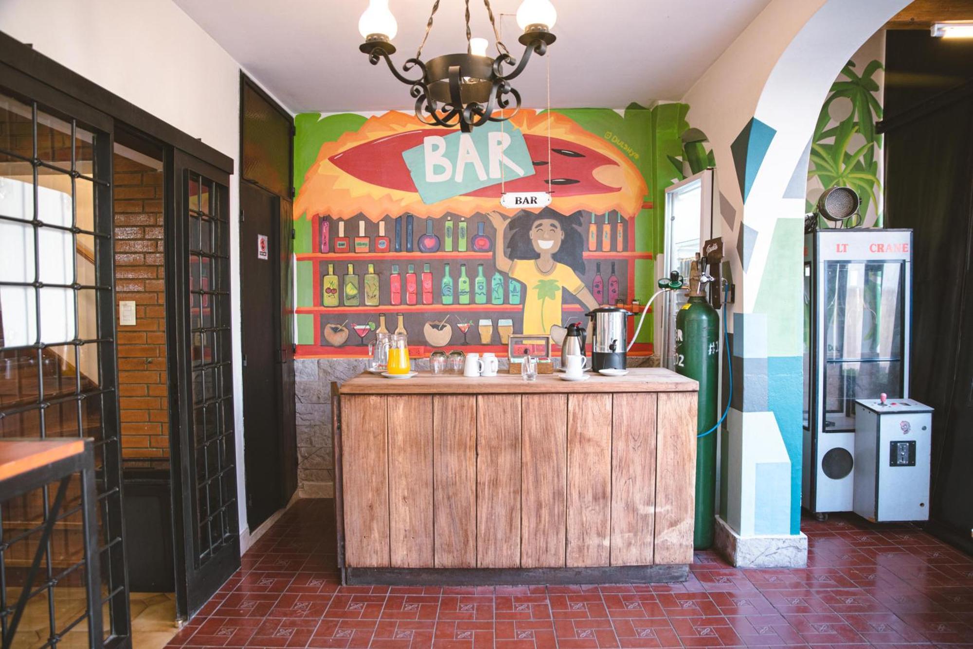Fuxia House Hostel Мендоса Екстериор снимка